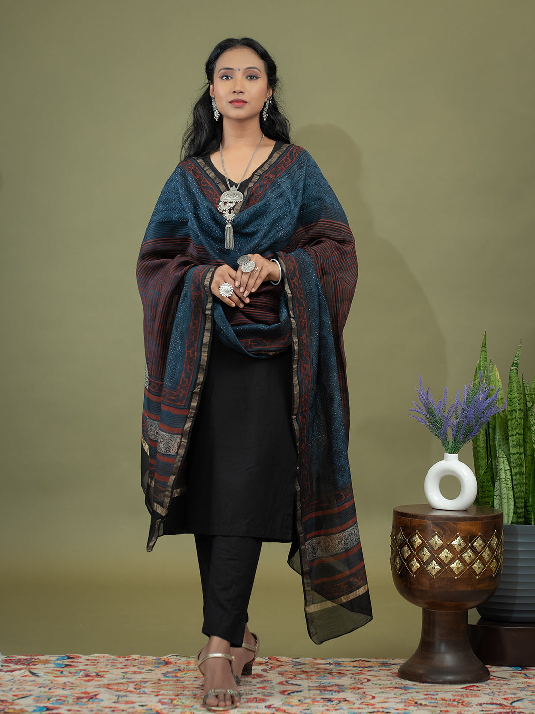 Sutra Indigo Ajrakh Dupatta