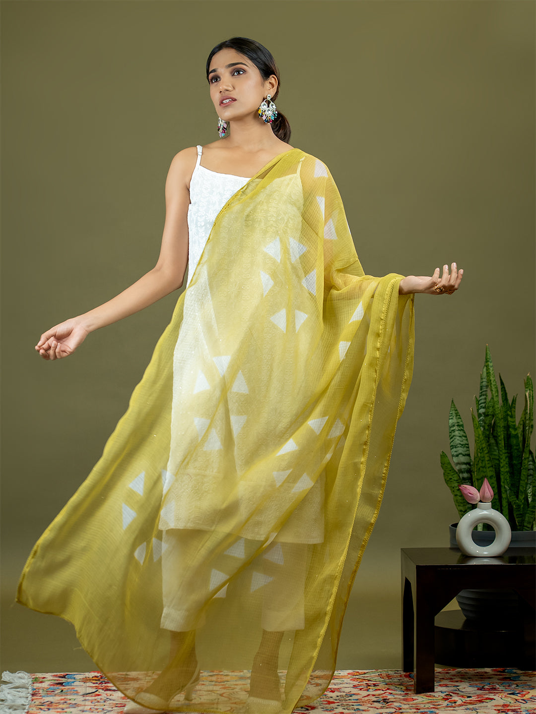 Chhayaa Limegreen Shibori Dupatta