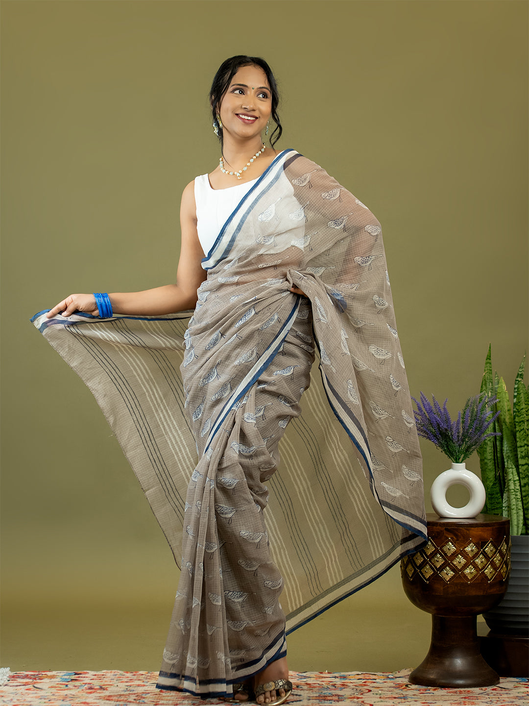 Gauraiya Brown Dabu Saree