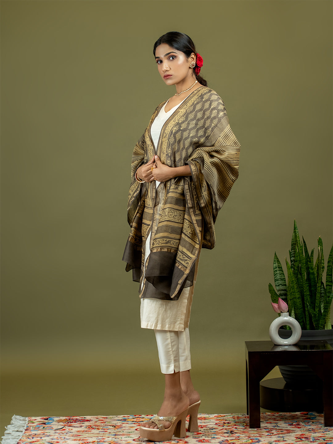 Sutra Brown Ajrakh Dupatta