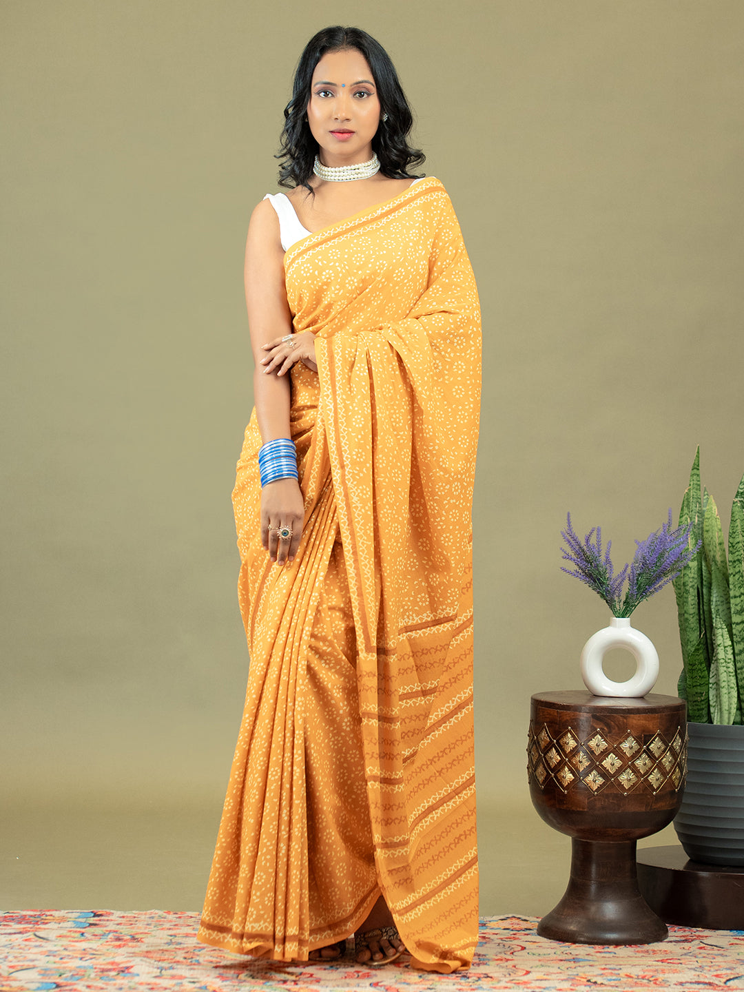 Taru Mustard Dabu Saree