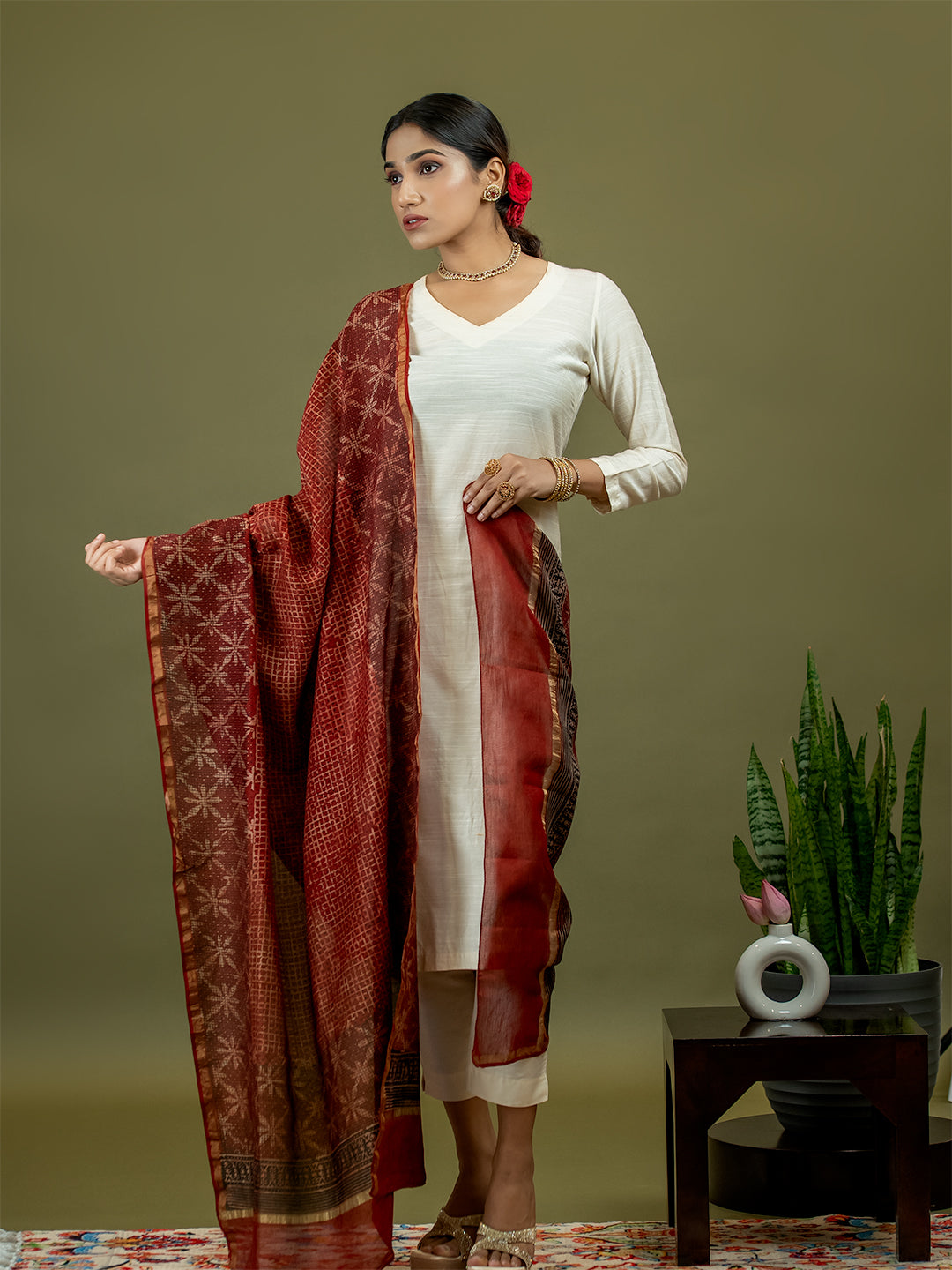 Chhavi Red Ajrakh Dupatta