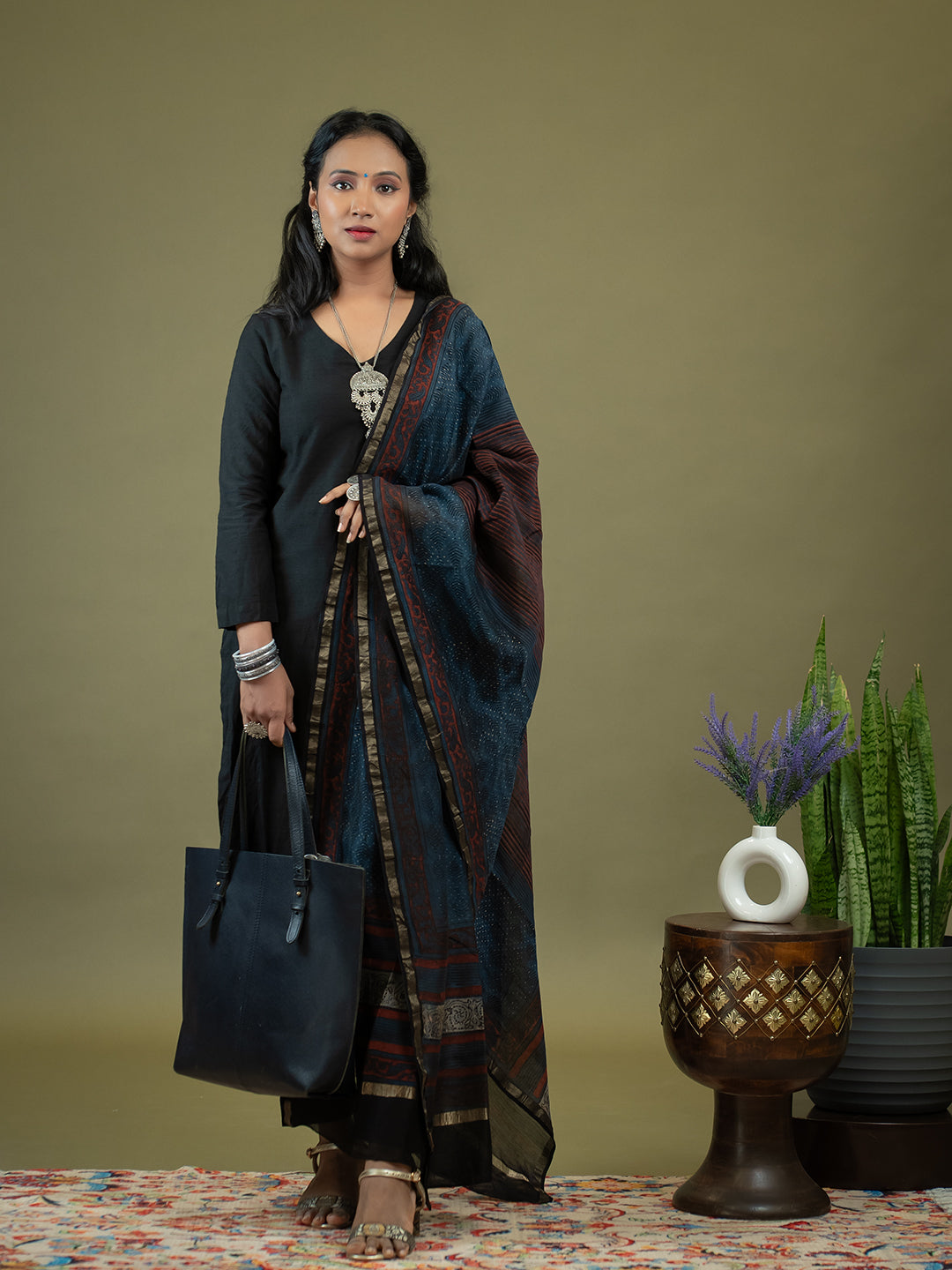Sutra Indigo Ajrakh Dupatta