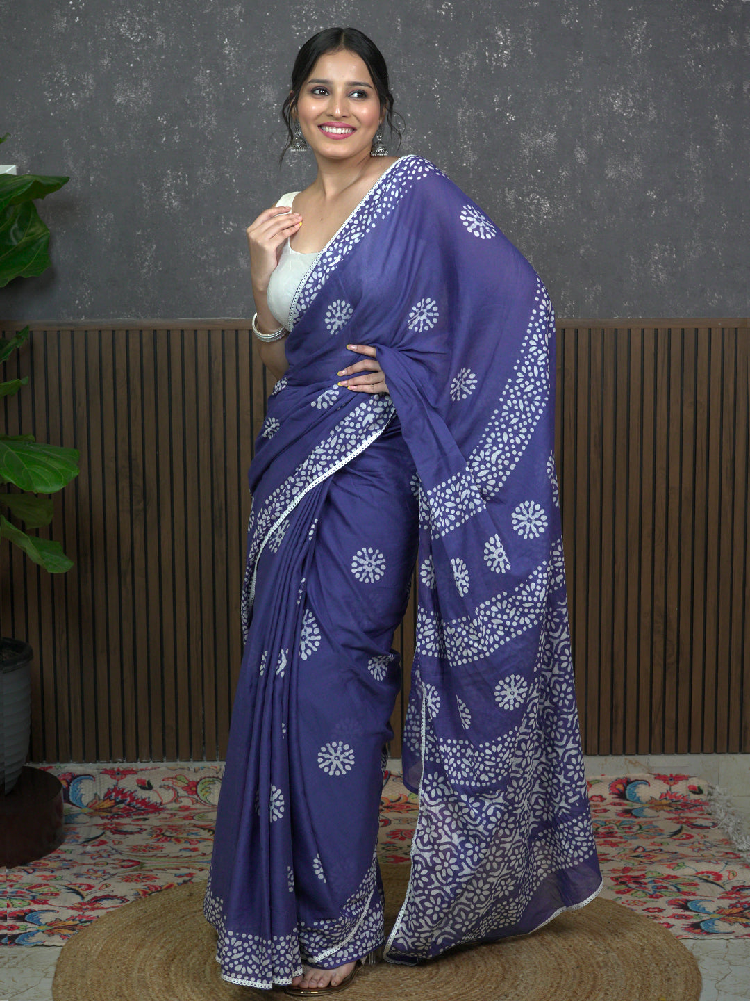 Suti Mudra Indigo Batik Saree