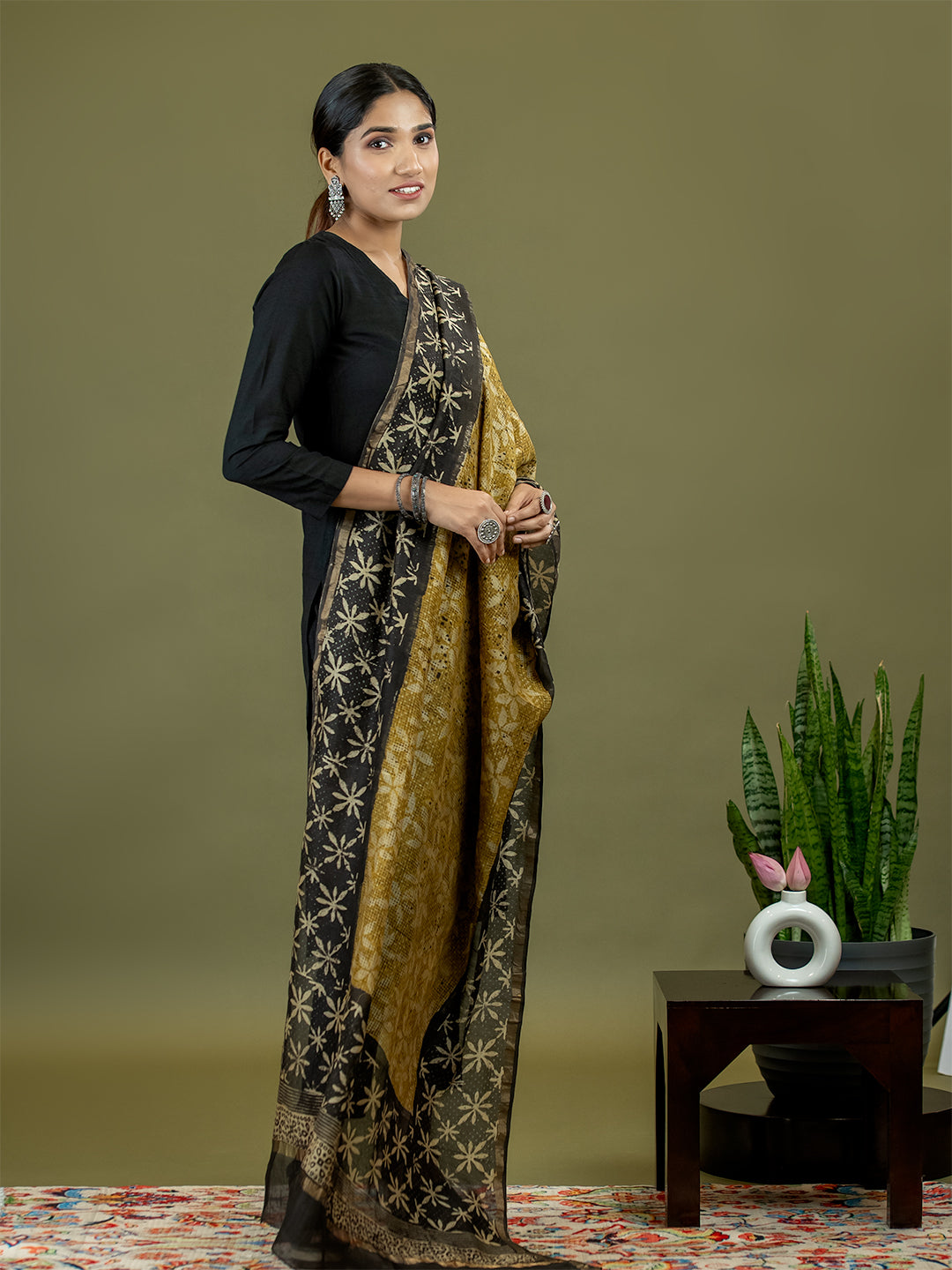 Kritika Mustard Ajrakh Dupatta