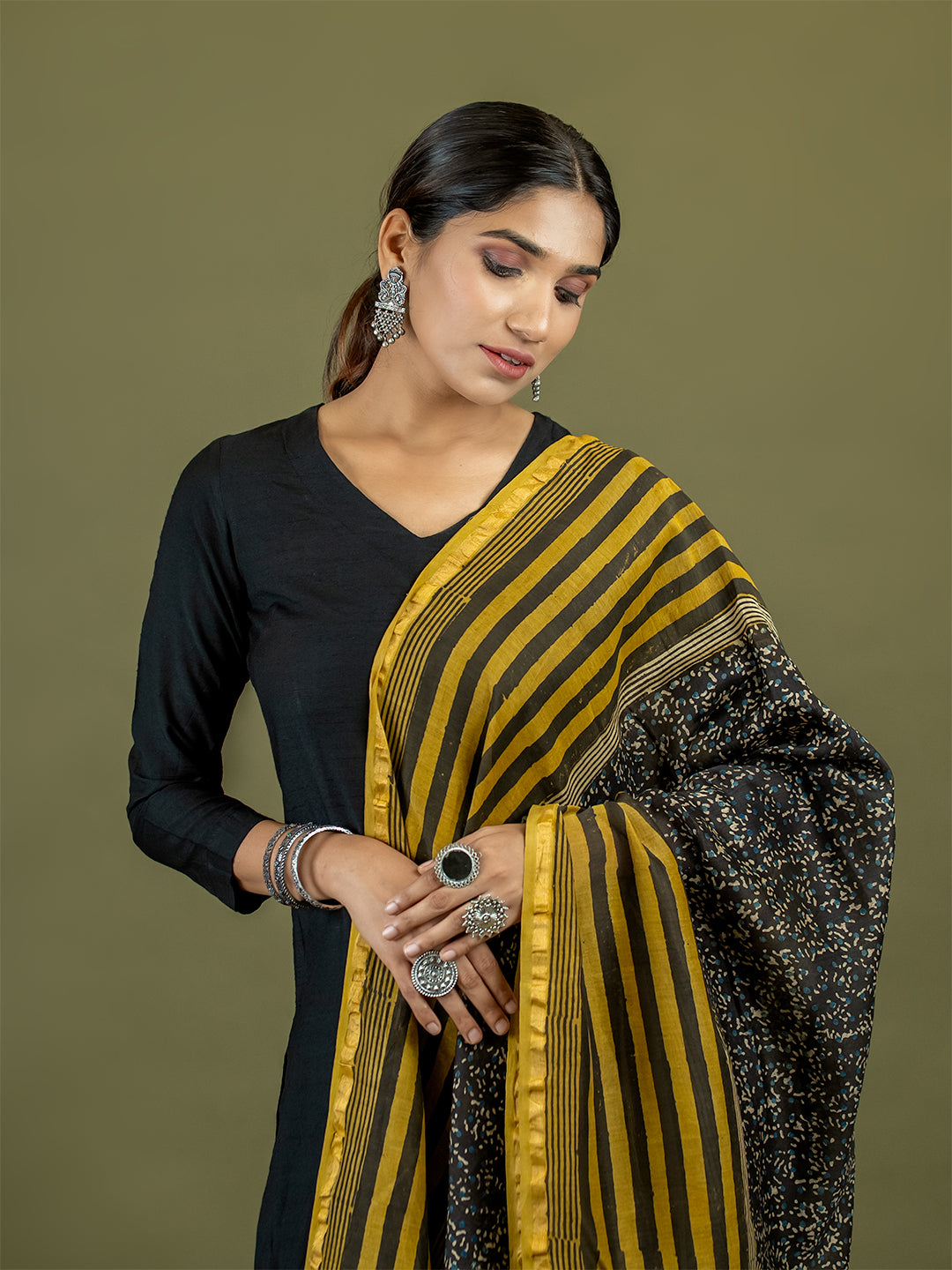 Saanjh Mustard Ajrakh Dupatta