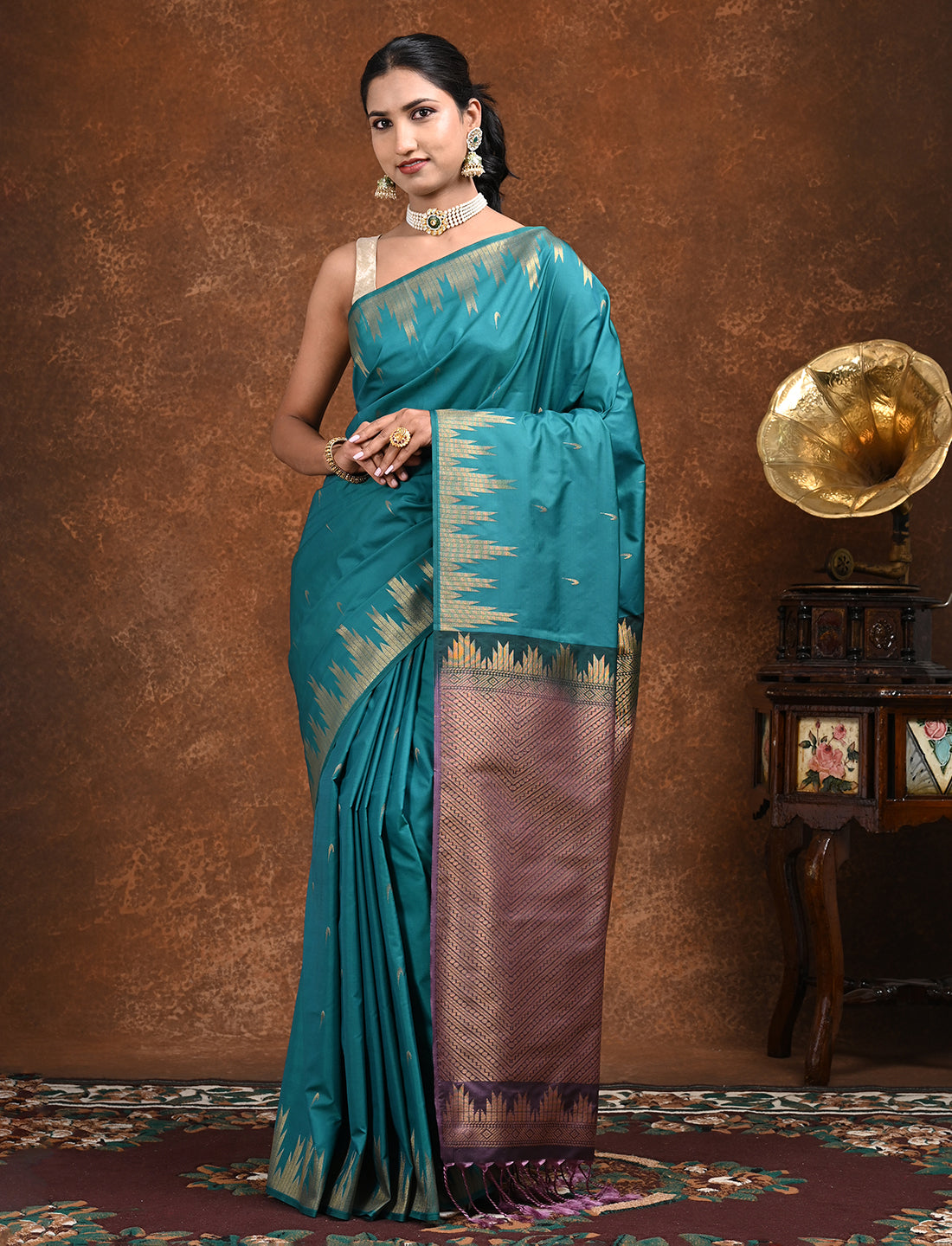 Dravya Green Soft Semi Silk Saree
