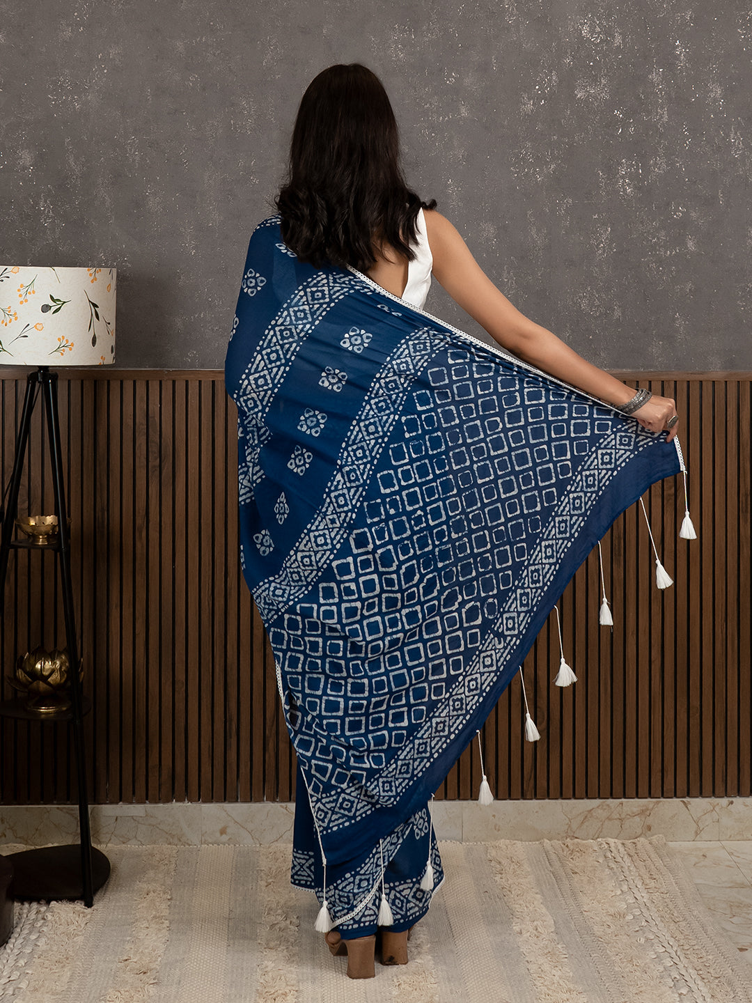 Suti Barfi Indigo Batik Saree