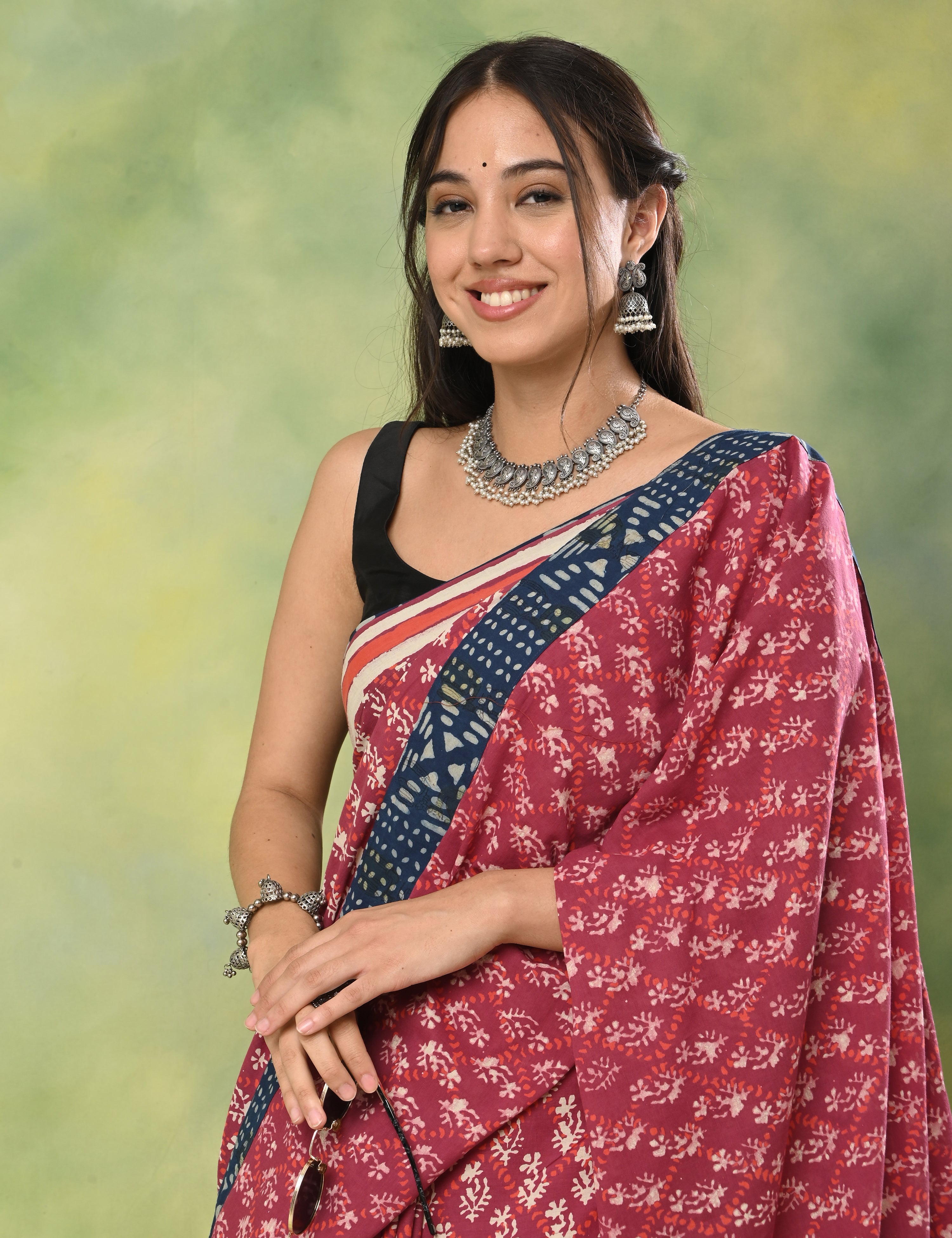 Mel Jol Magenta Dabu Saree