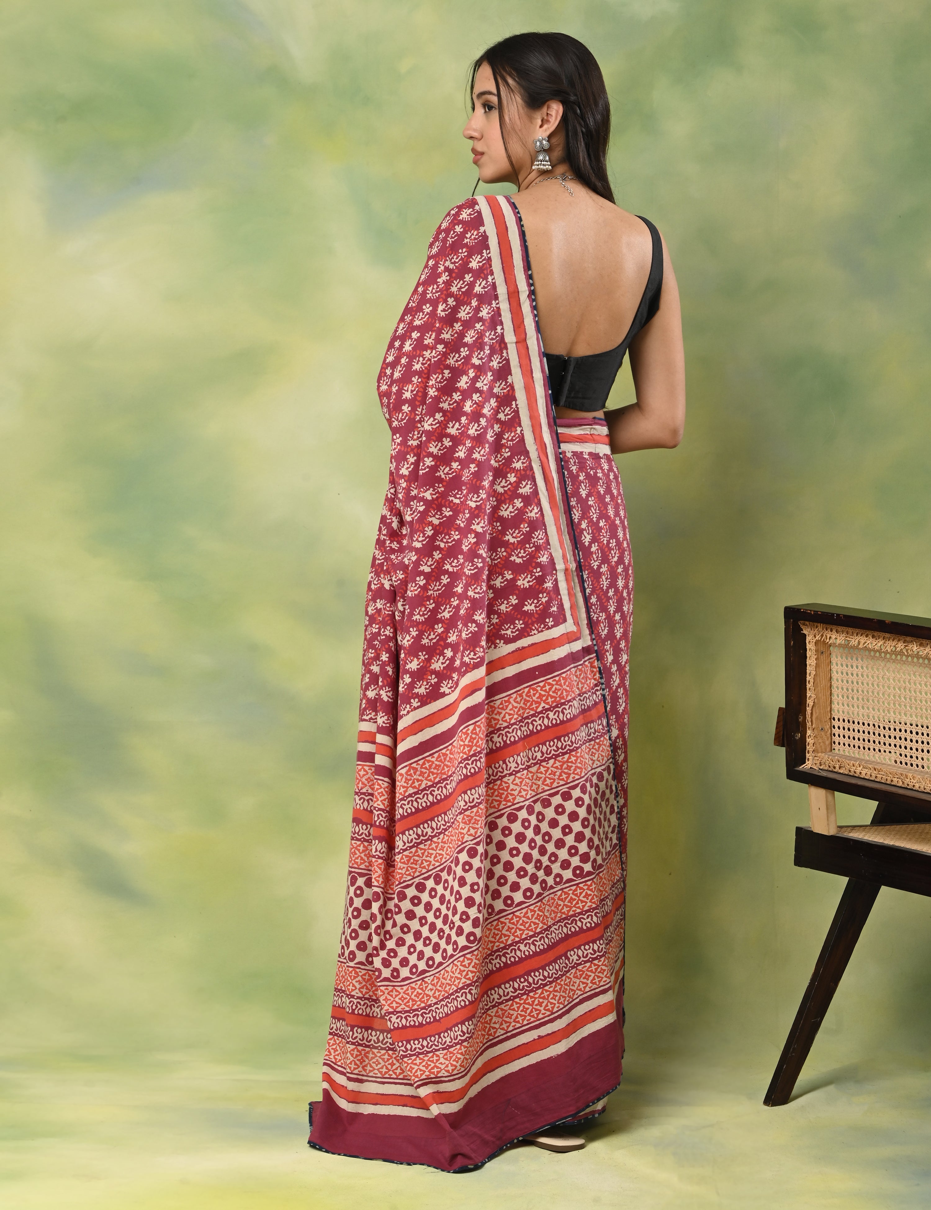 Mel Jol Magenta Dabu Saree