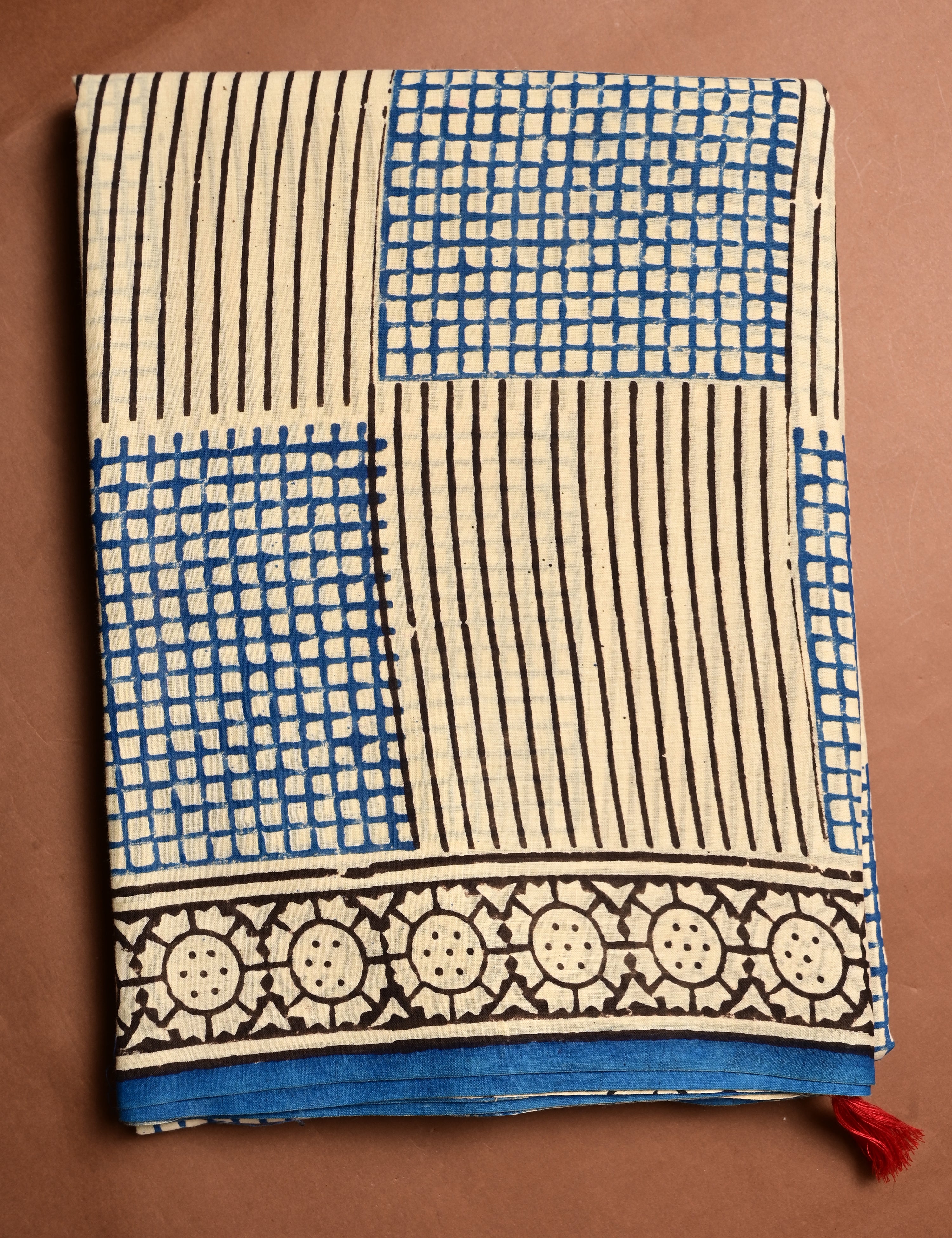Nisarga Cream Bagru Saree