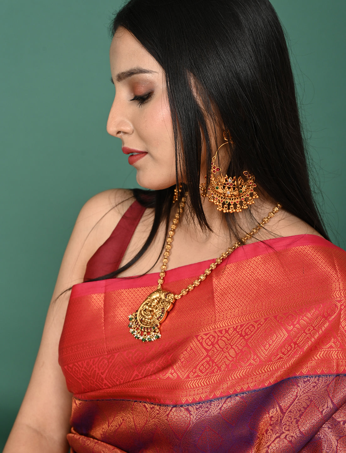 Aabha Magenta Art Silk Pattu Saree