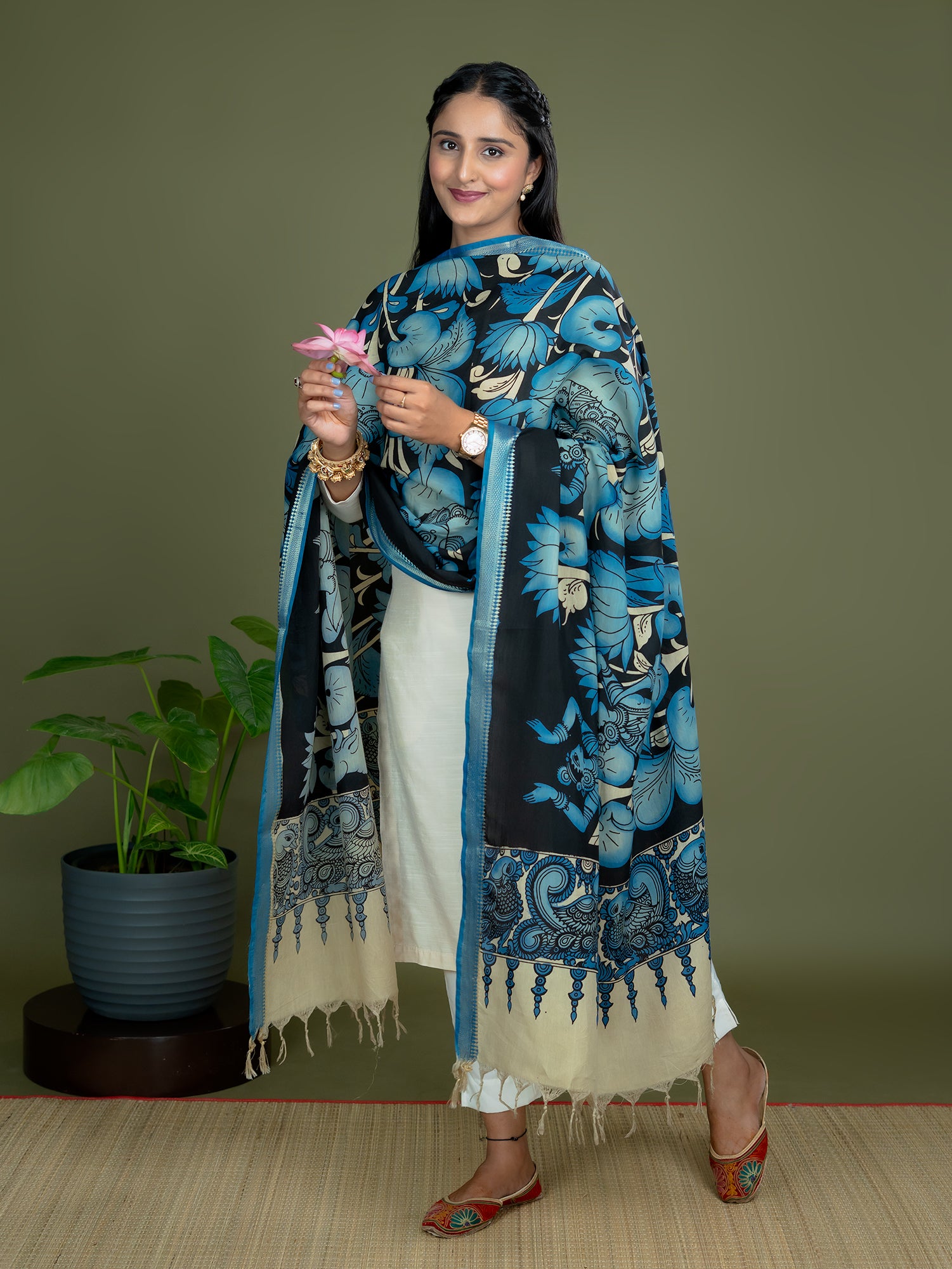 Roopika Blue Kalamkari Dupatta