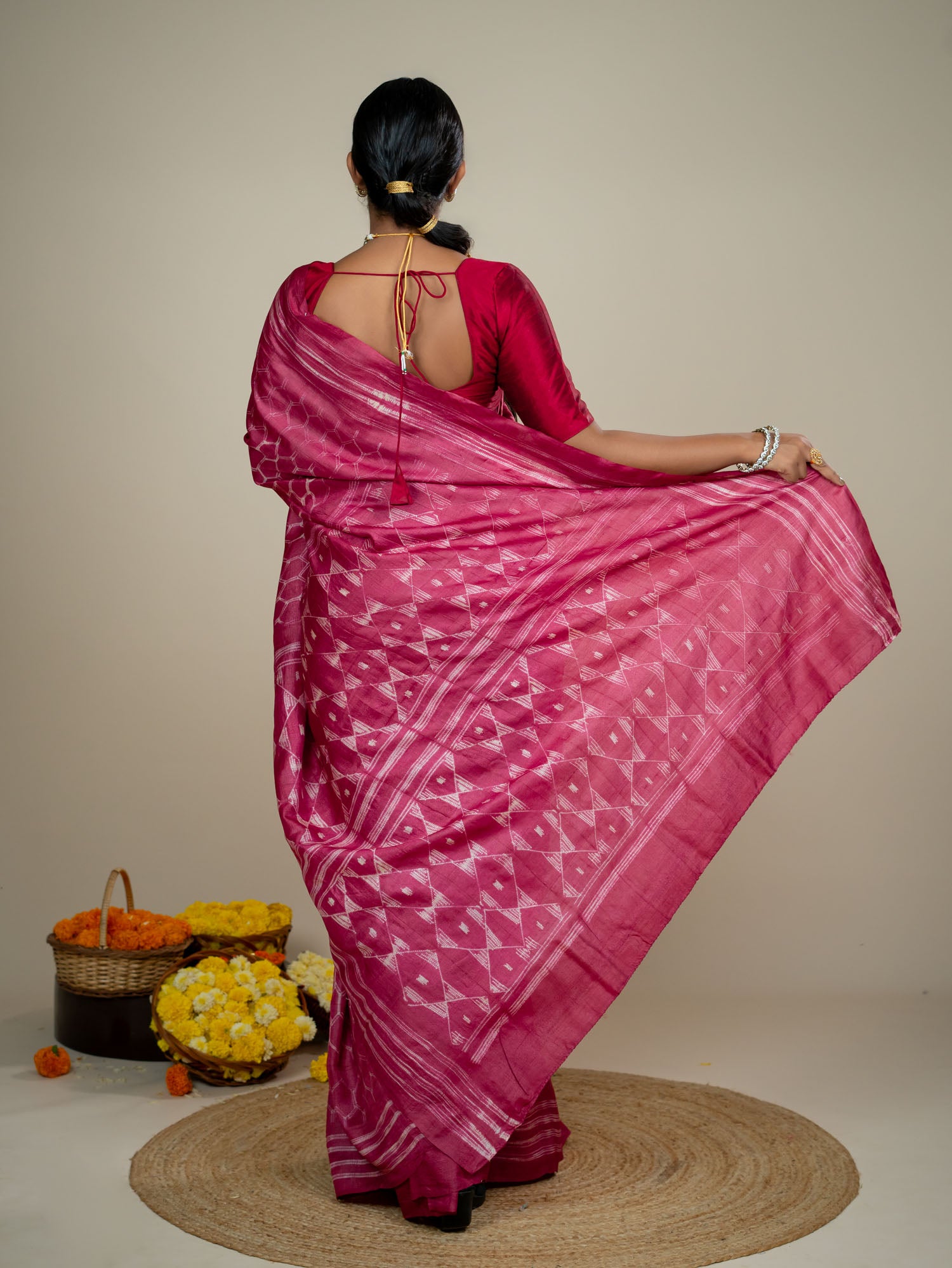 Ojasvi Red Shibori Saree
