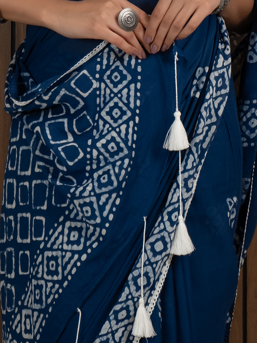 Suti Barfi Indigo Batik Saree