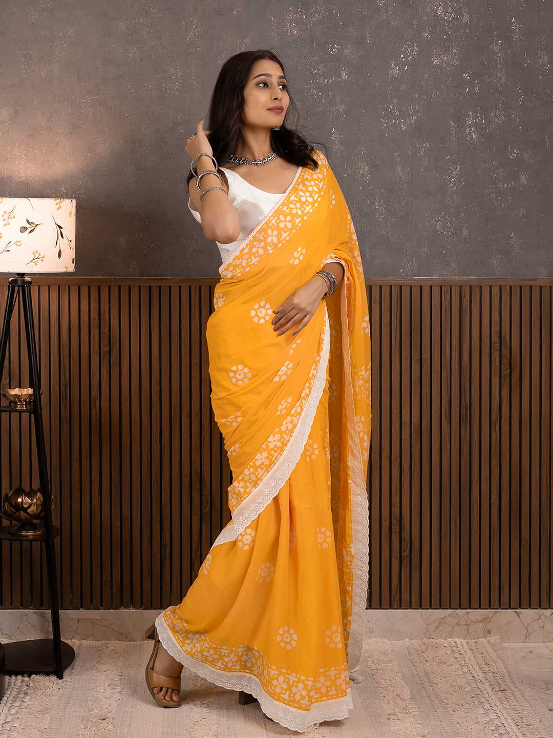 Suti Dil Yellow Batik Saree
