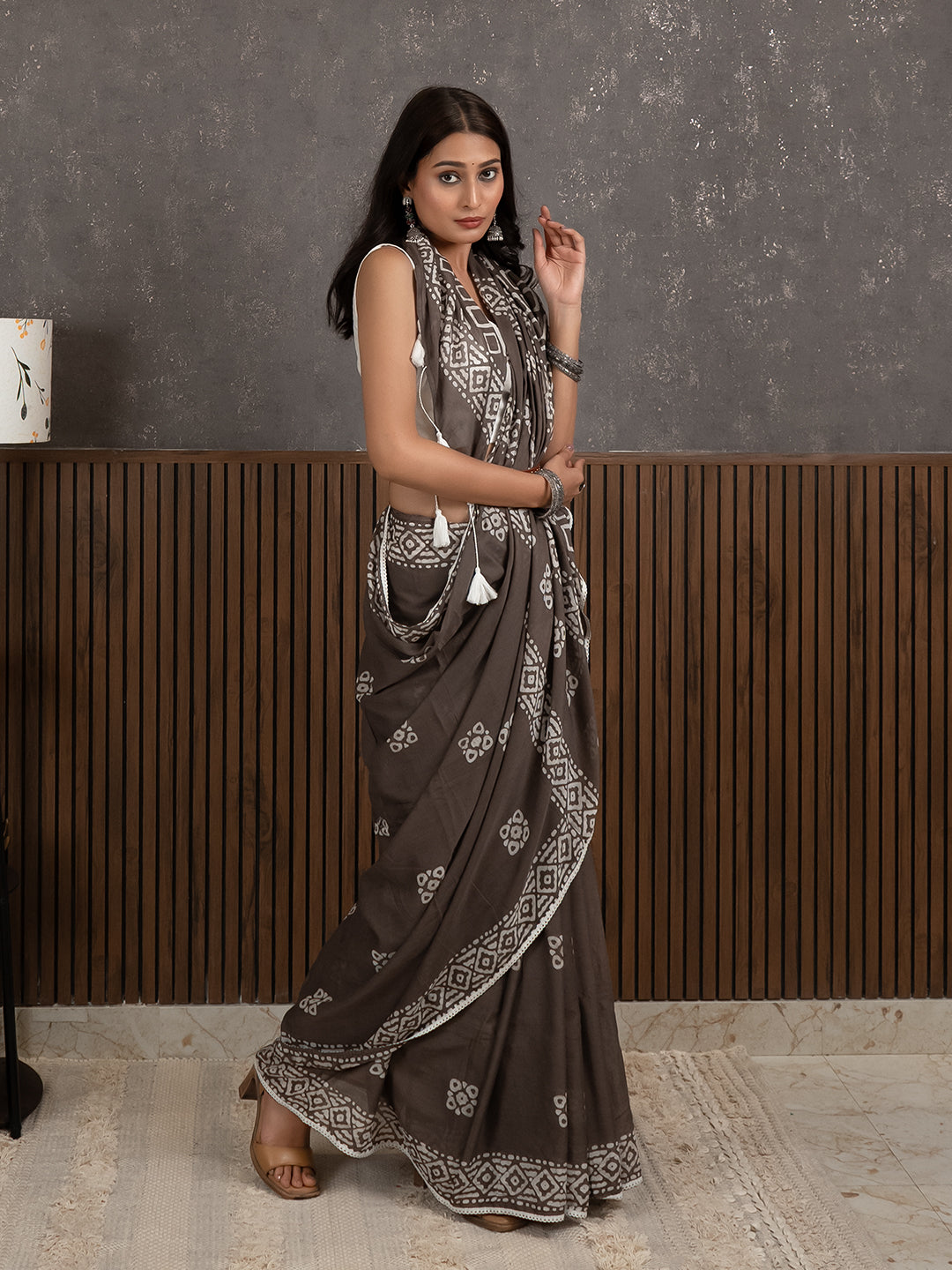 Suti Barfi Sand Batik Saree