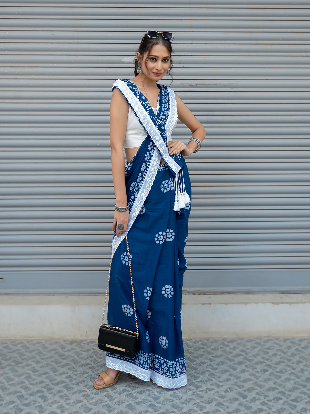 Suti Dil Indigo Batik Saree
