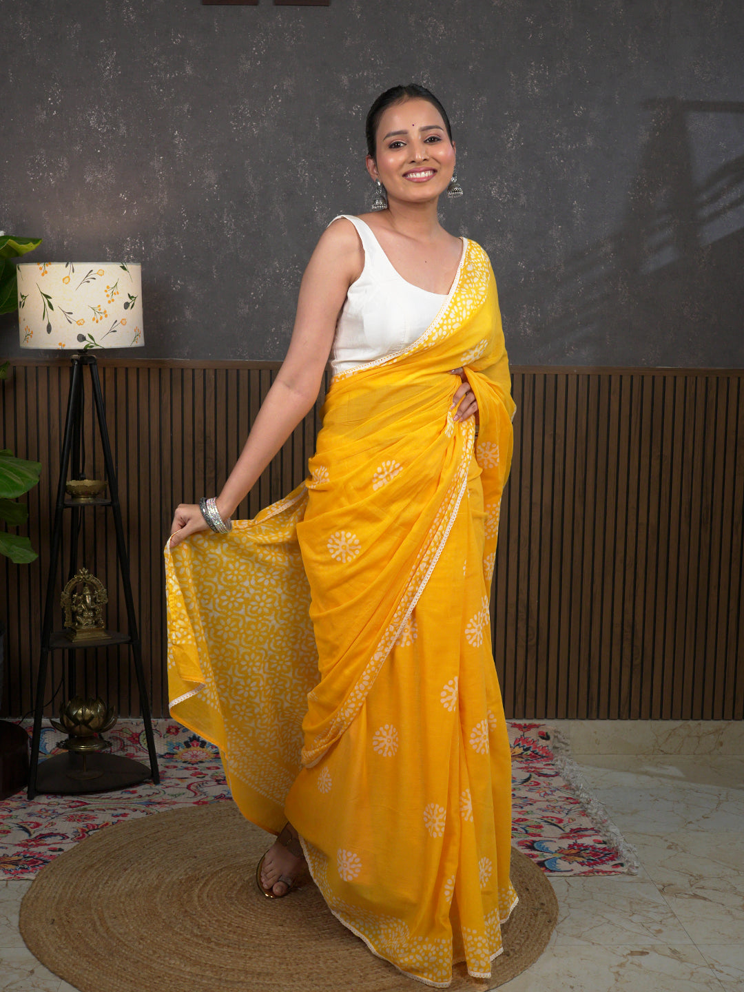 Suti Mudra Yellow Batik Saree