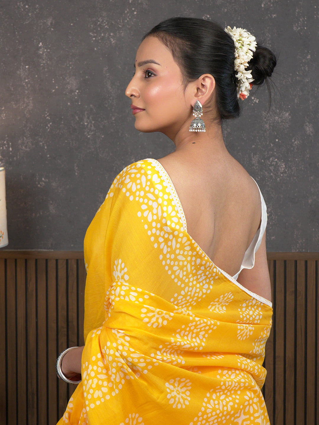 Suti Mudra Yellow Batik Saree