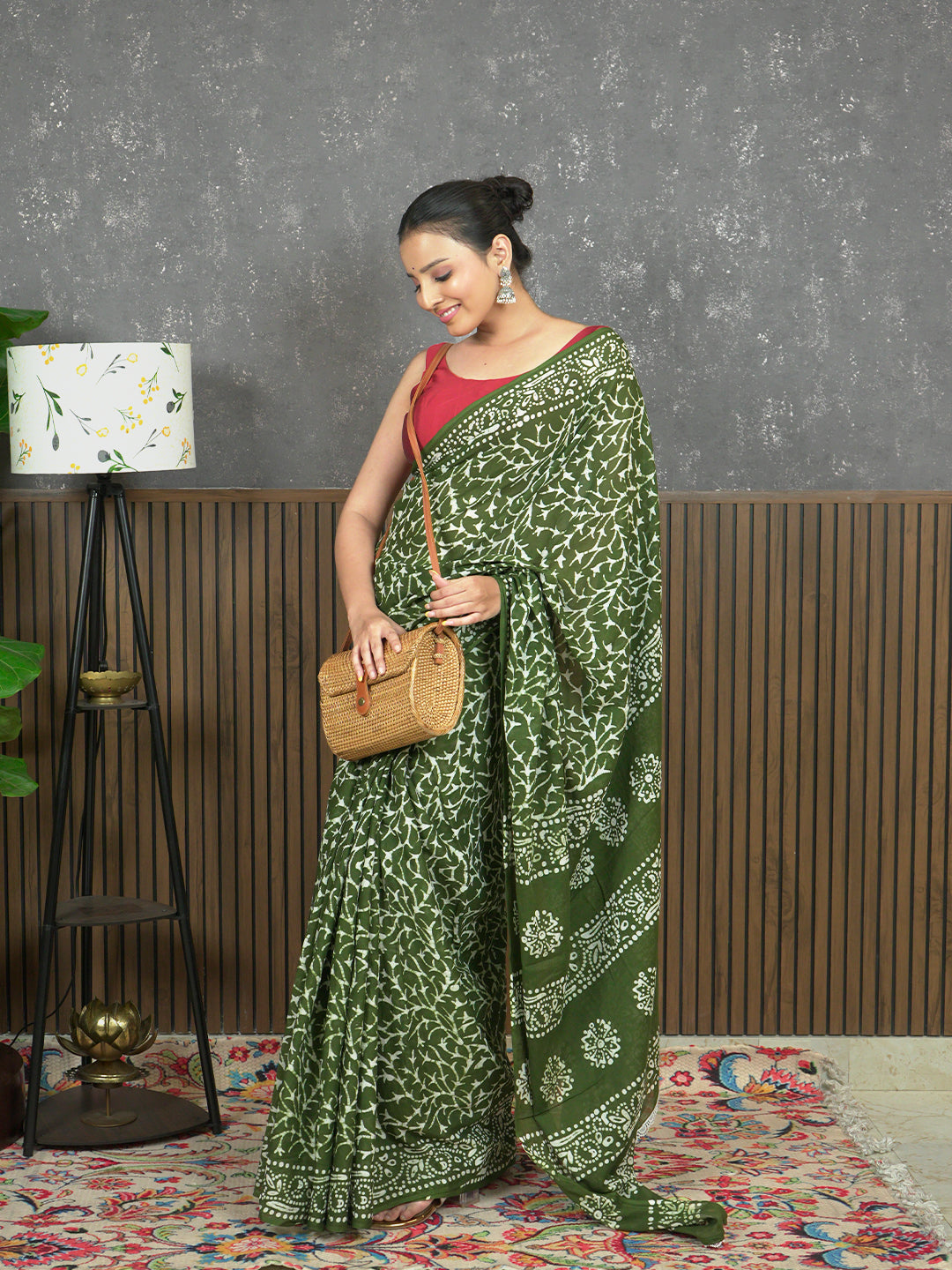 Suti Jaal Olive Batik Saree