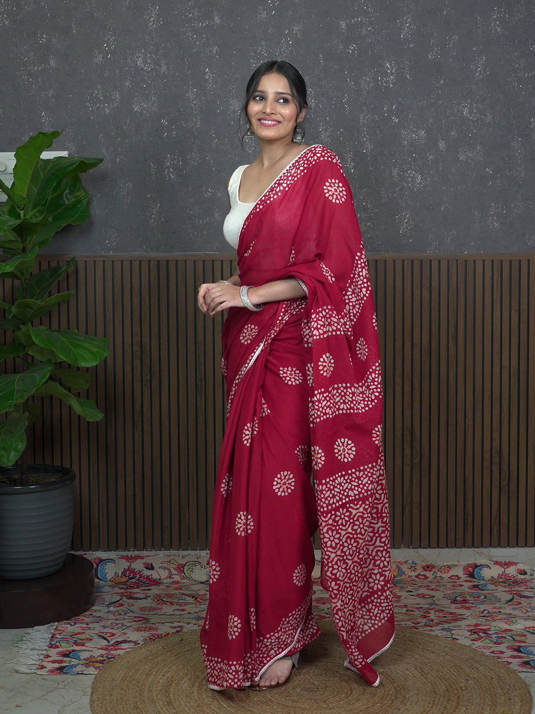 Suti Mudra Red Batik Saree
