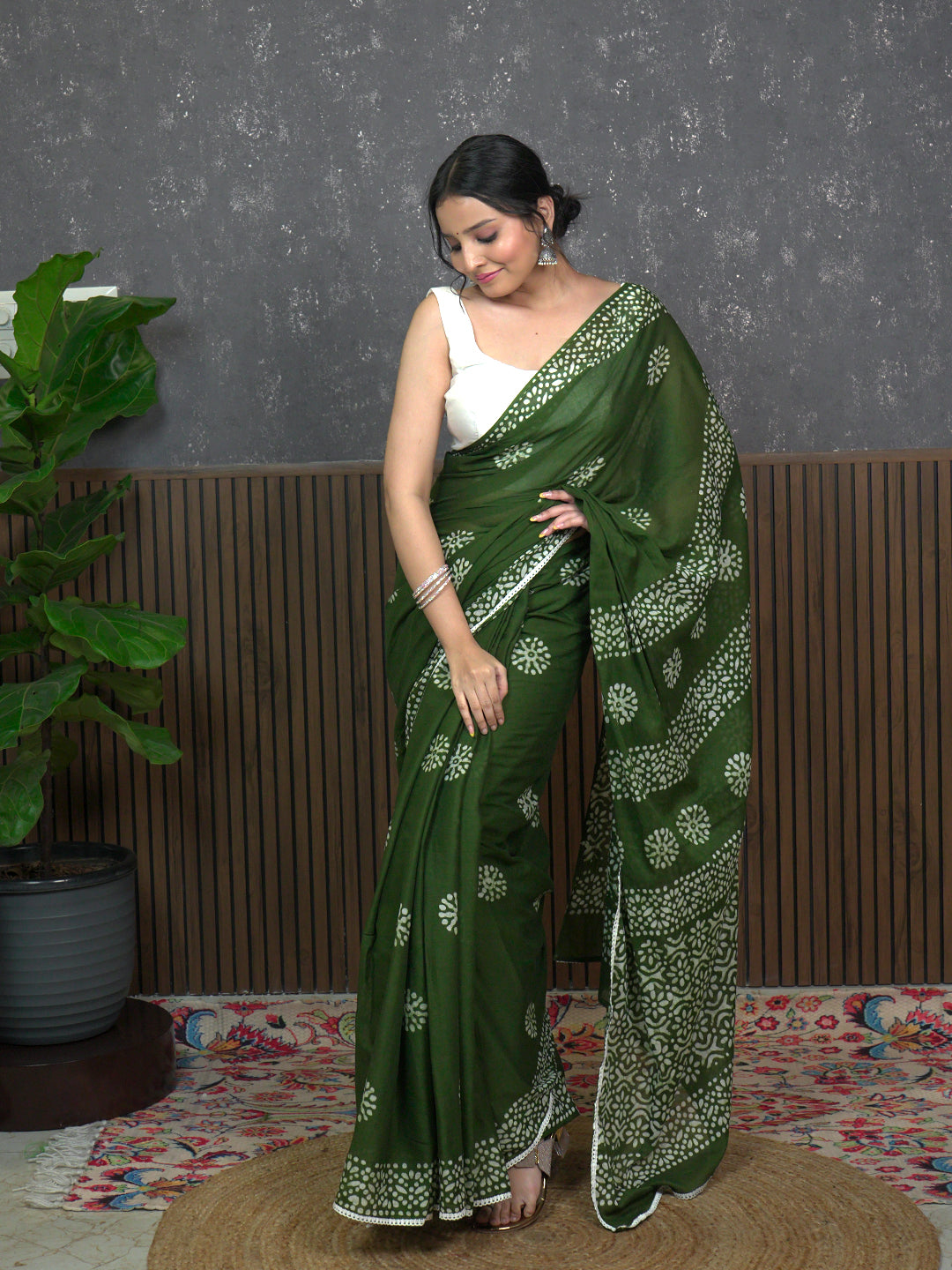 Suti Mudra Olive Batik Saree
