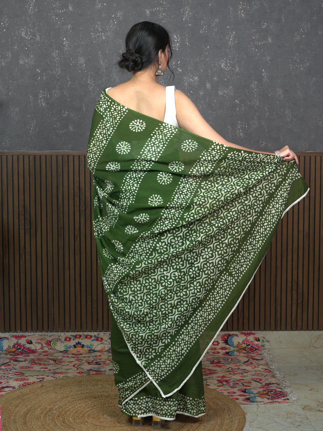Suti Mudra Olive Batik Saree