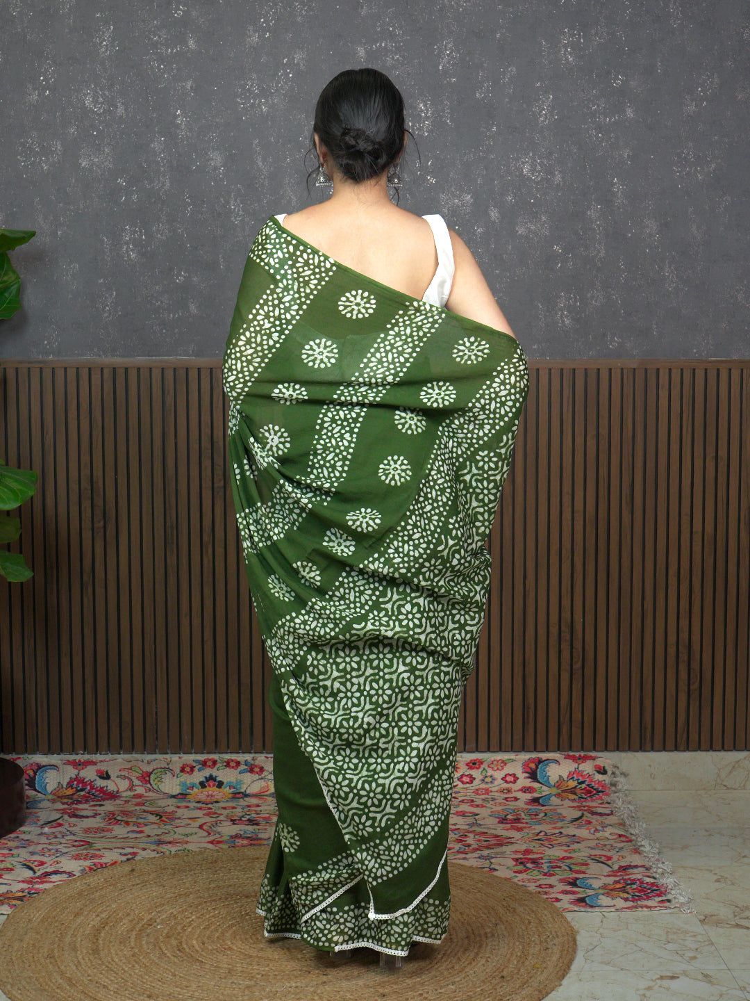 Suti Mudra Olive Batik Saree