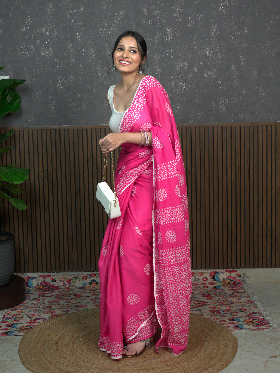 Suti Mudra Pink Batik Saree