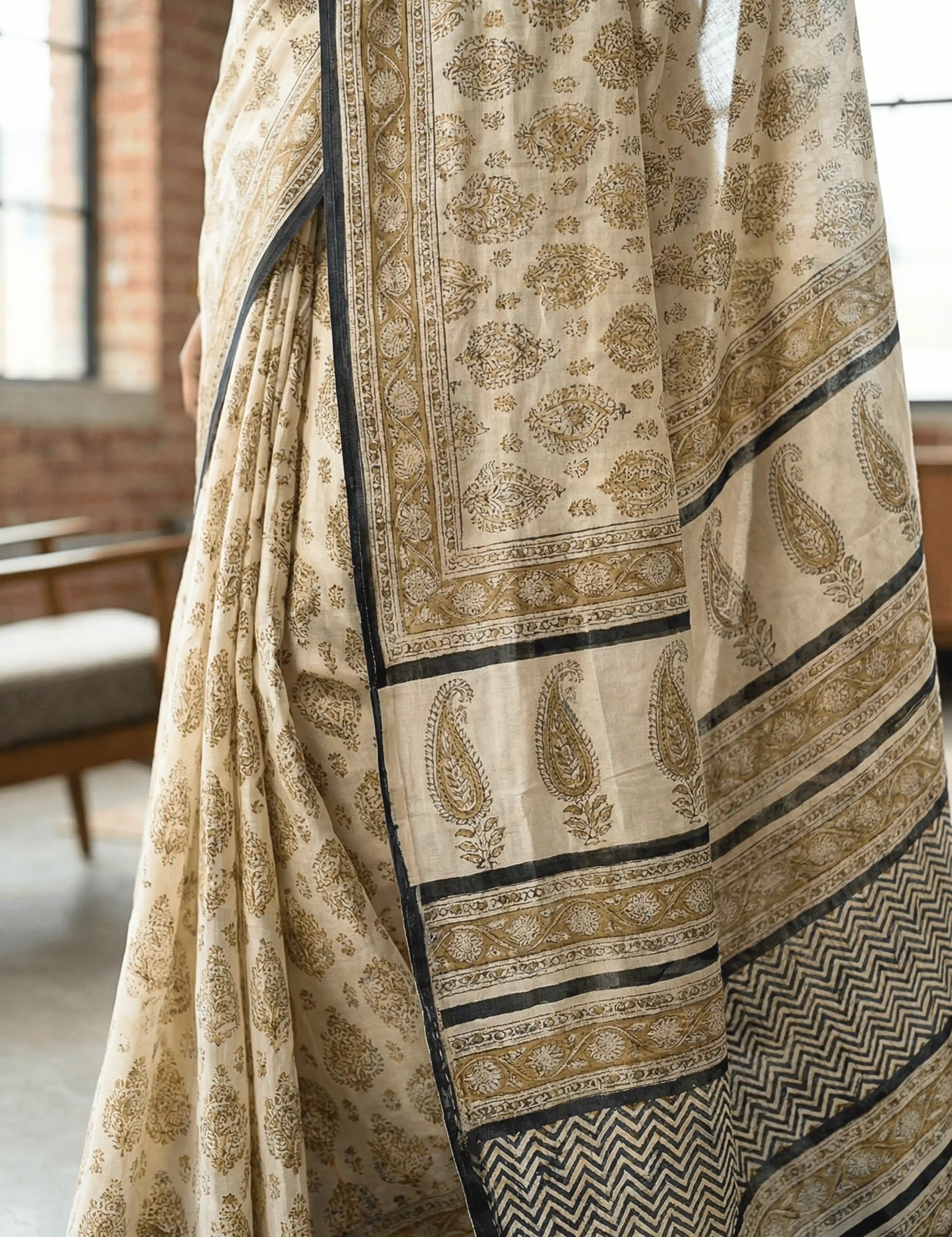 Indus Khaki Bagru Saree