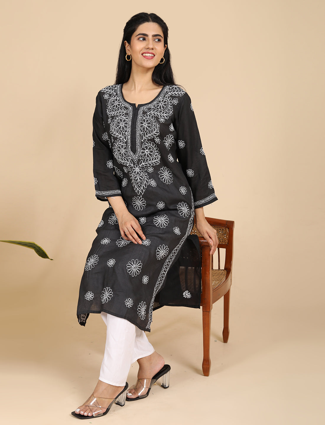 Naqsh Black Chikankari Kurta