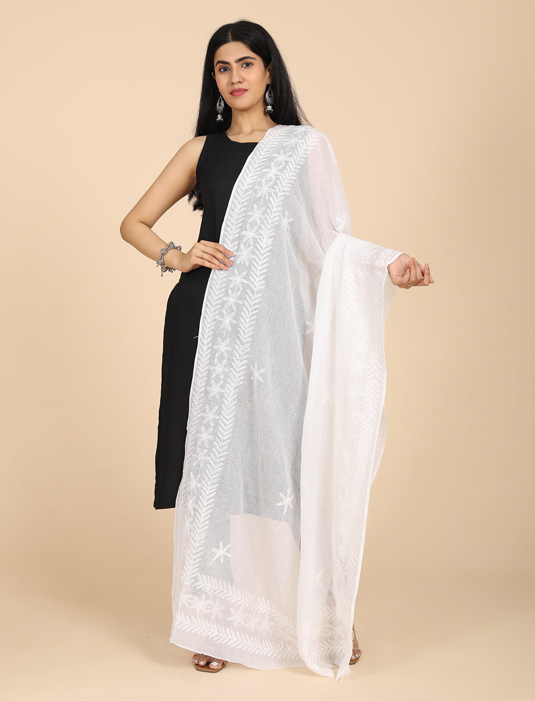 Shifa White Chikankari Dupatta