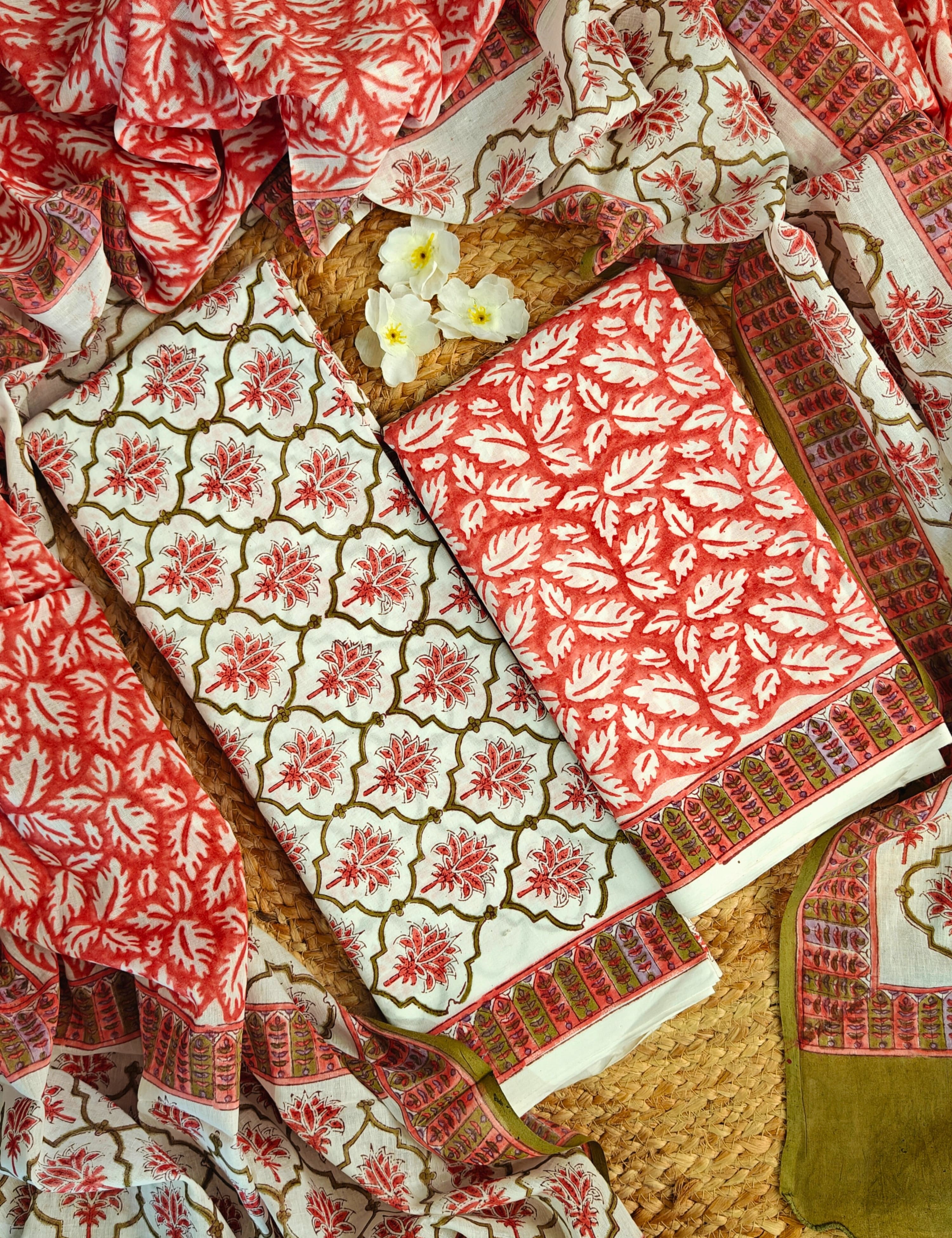 Jaal White Bagru Dress Material