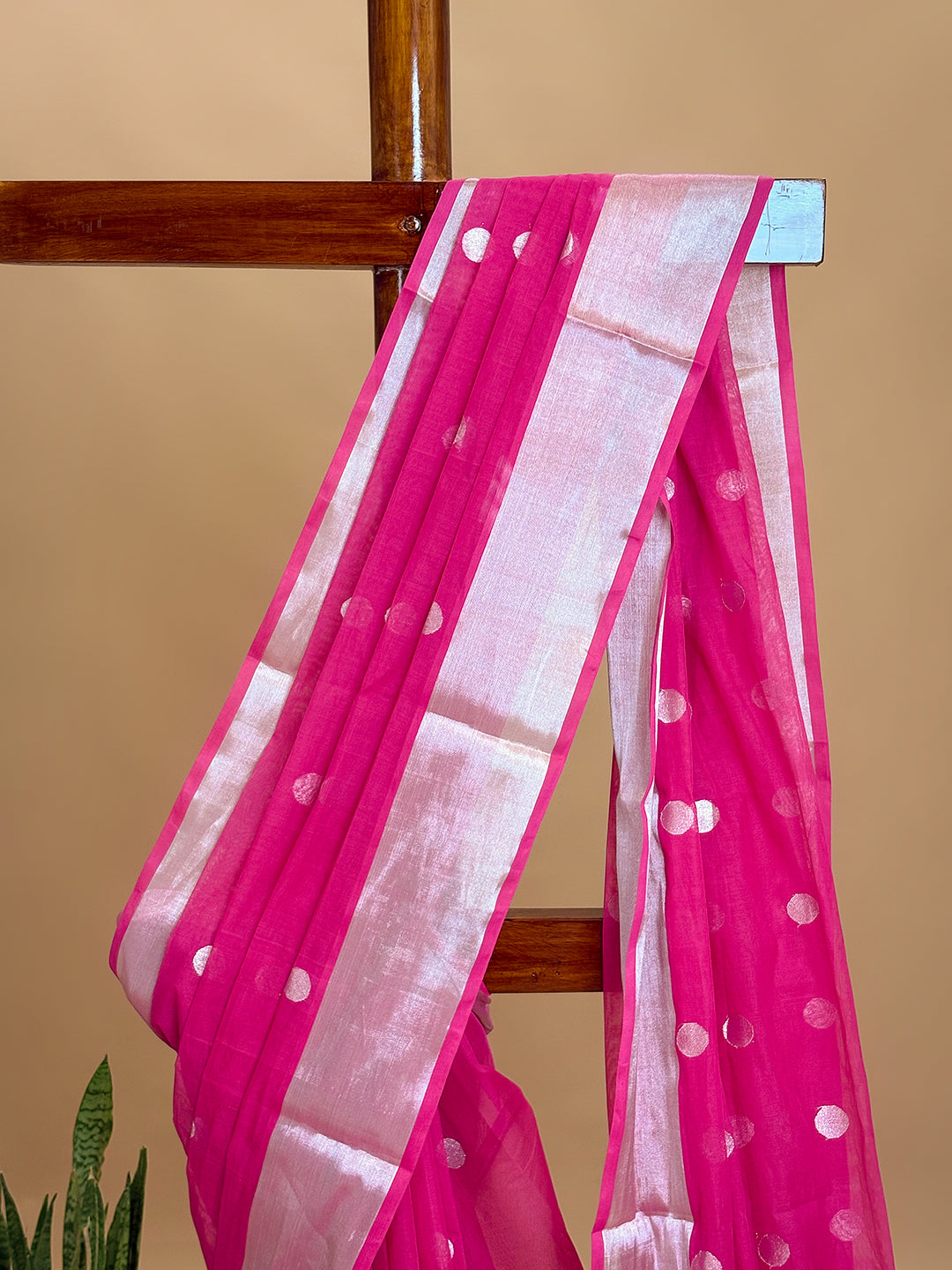 Polka Fuchsia Venkatagiri Saree