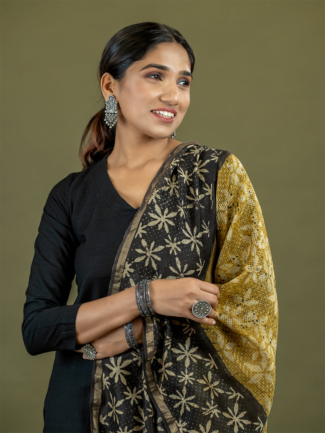 Kritika Mustard Ajrakh Dupatta