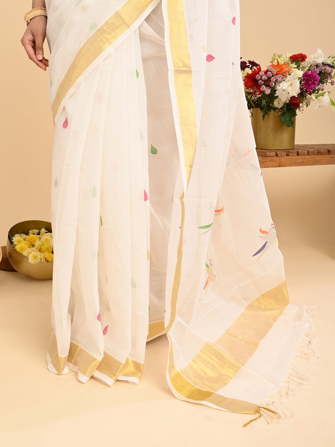 Popat White Venkatagiri Saree