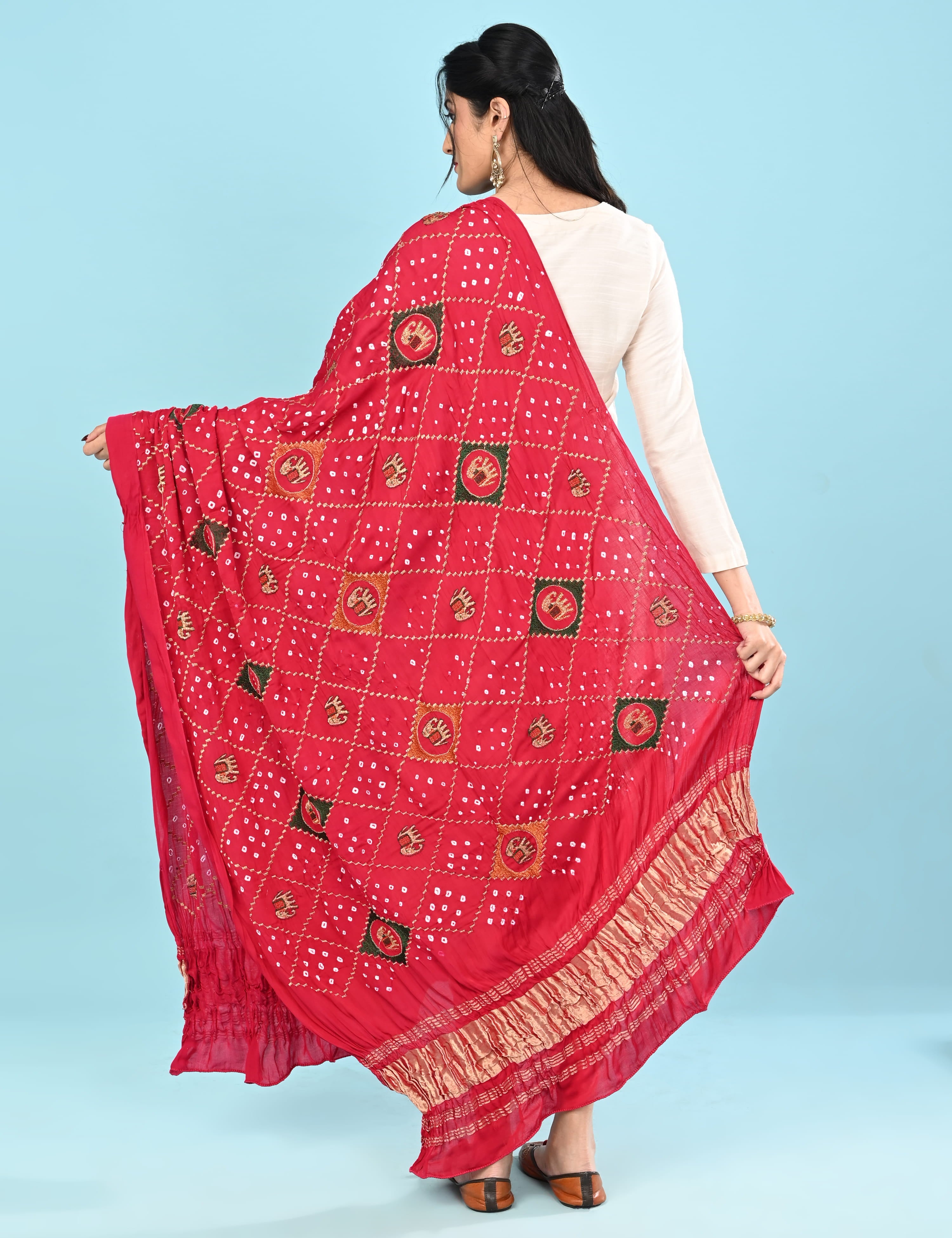 Gajgamini Fuchsia Bandhini Dupatta