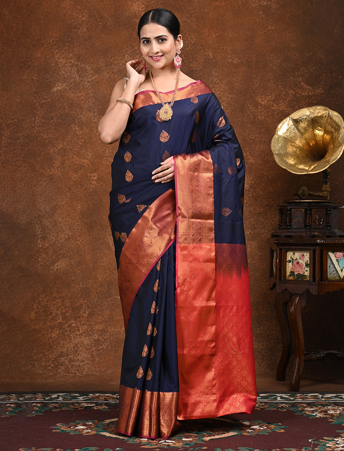 Sugandha Navy Kanjeevaram Saree