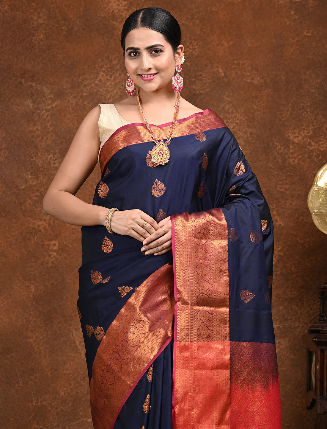 Sugandha Navy Kanjeevaram Saree