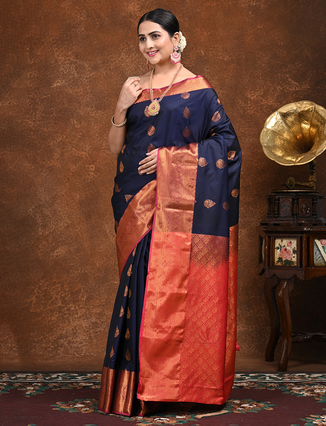 Sugandha Navy Kanjeevaram Saree