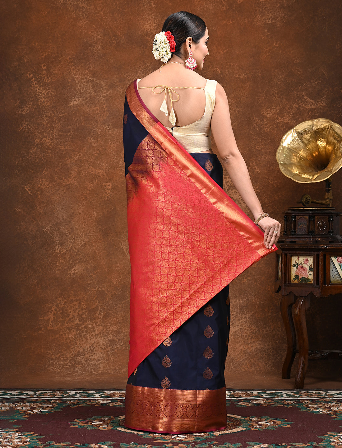 Sugandha Navy Kanjeevaram Saree