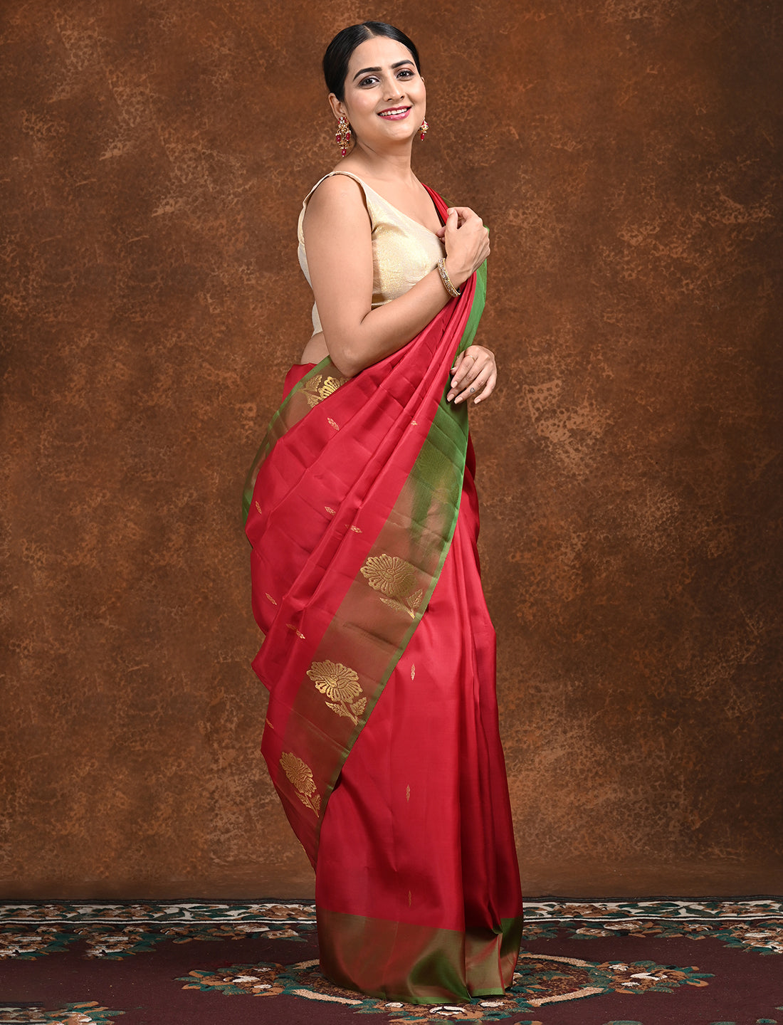 Sarika Red Kanjeevaram Saree