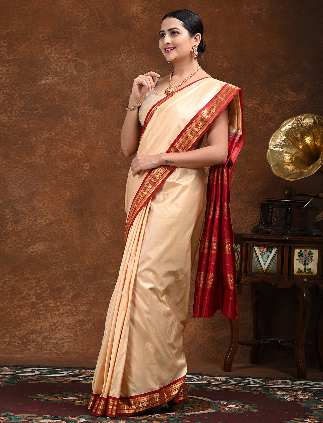 Aarunya Beige Kanjeevaram Saree