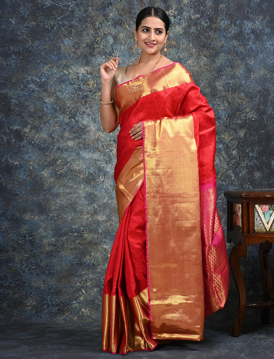 Pratha Red Kanjeevaram Saree