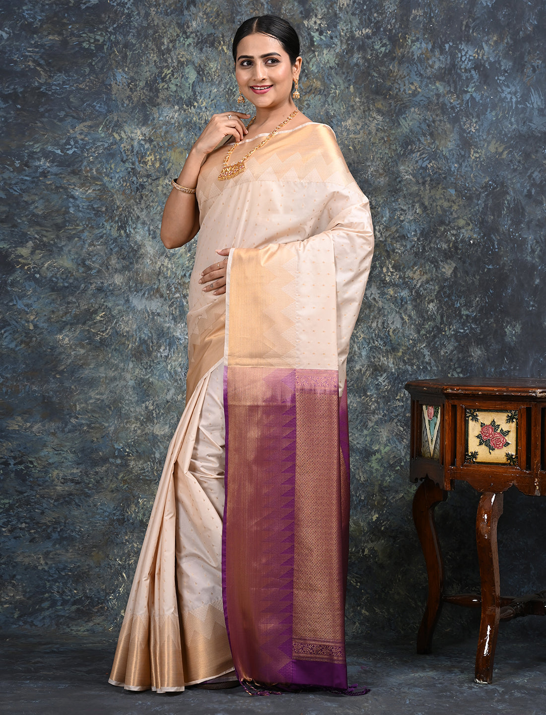 Amruta Off White Kanjeevaram Saree