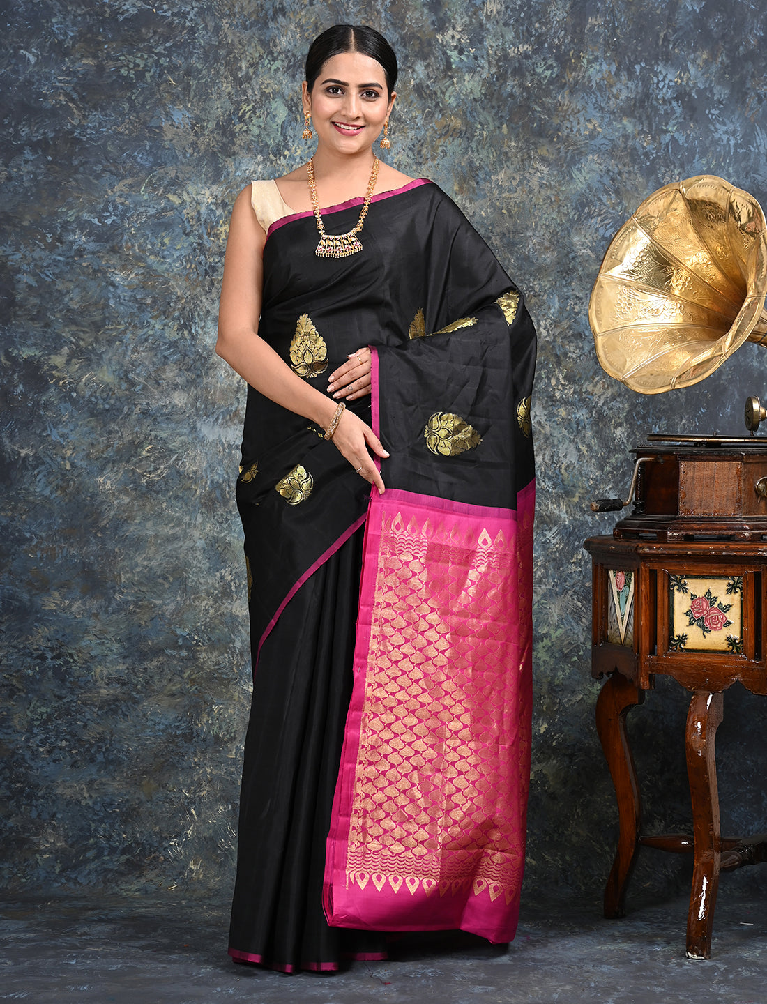 Rajani Black Kanjeevaram Saree