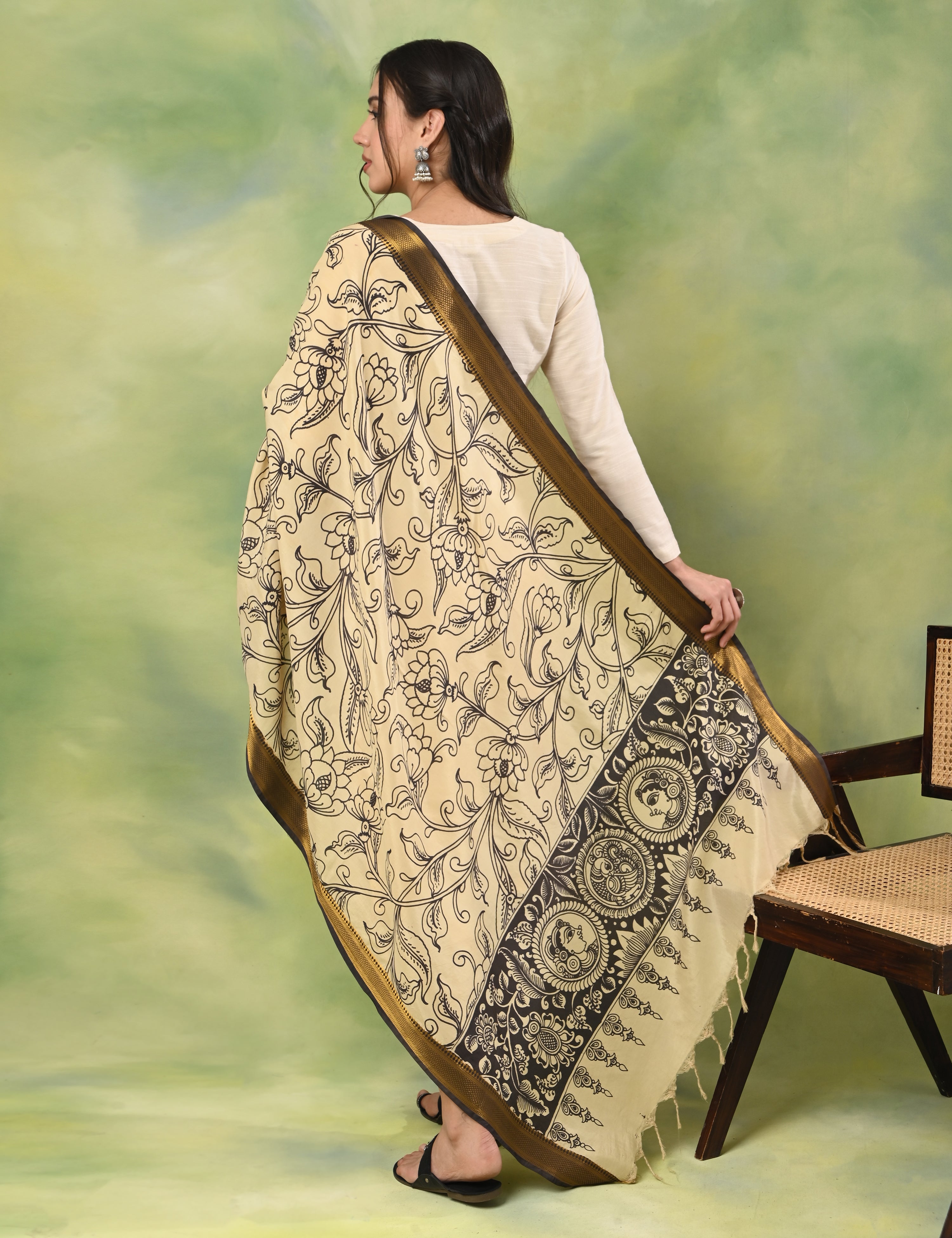 Thavare Off White Pen Kalamkari Dupatta