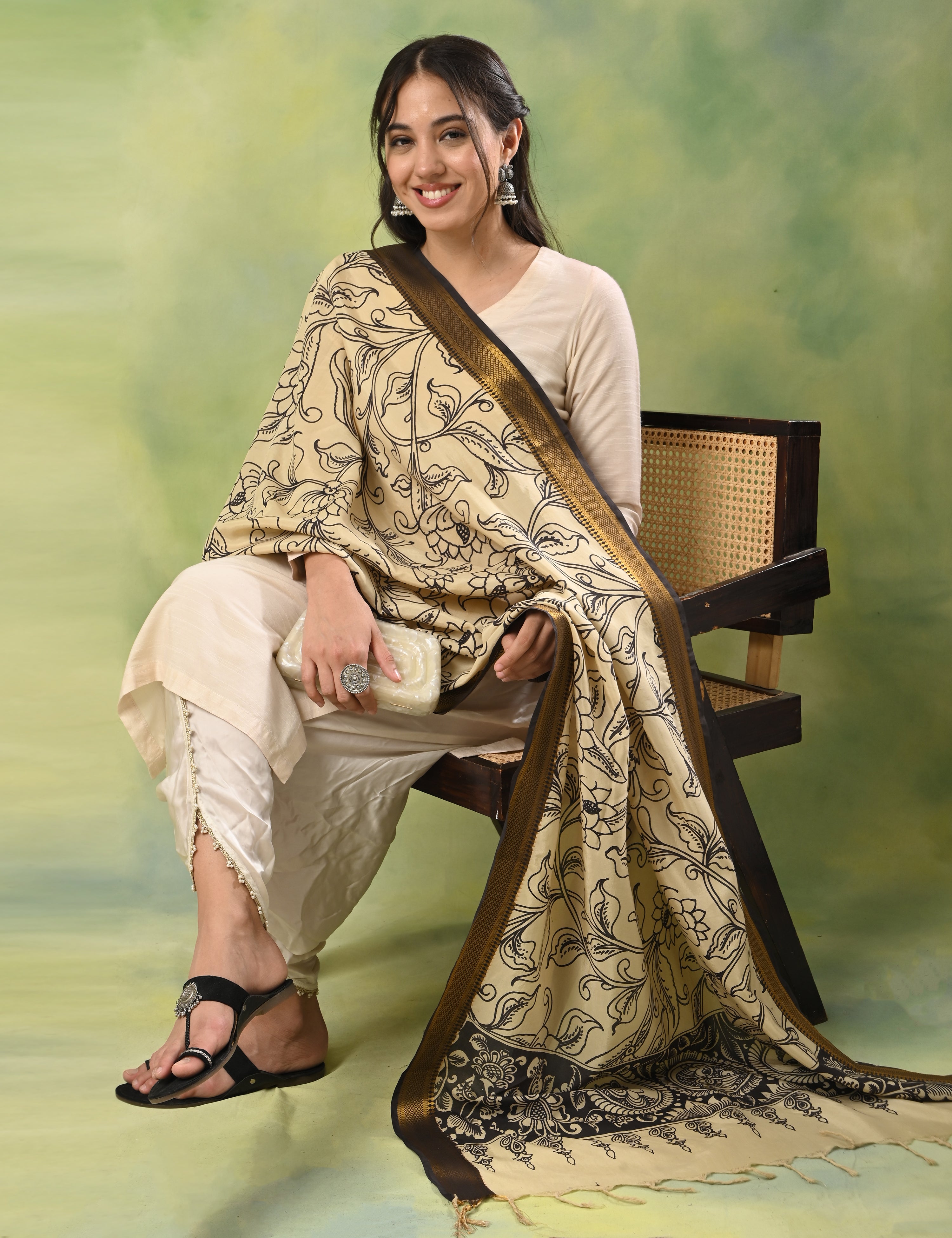 Thavare Off White Pen Kalamkari Dupatta