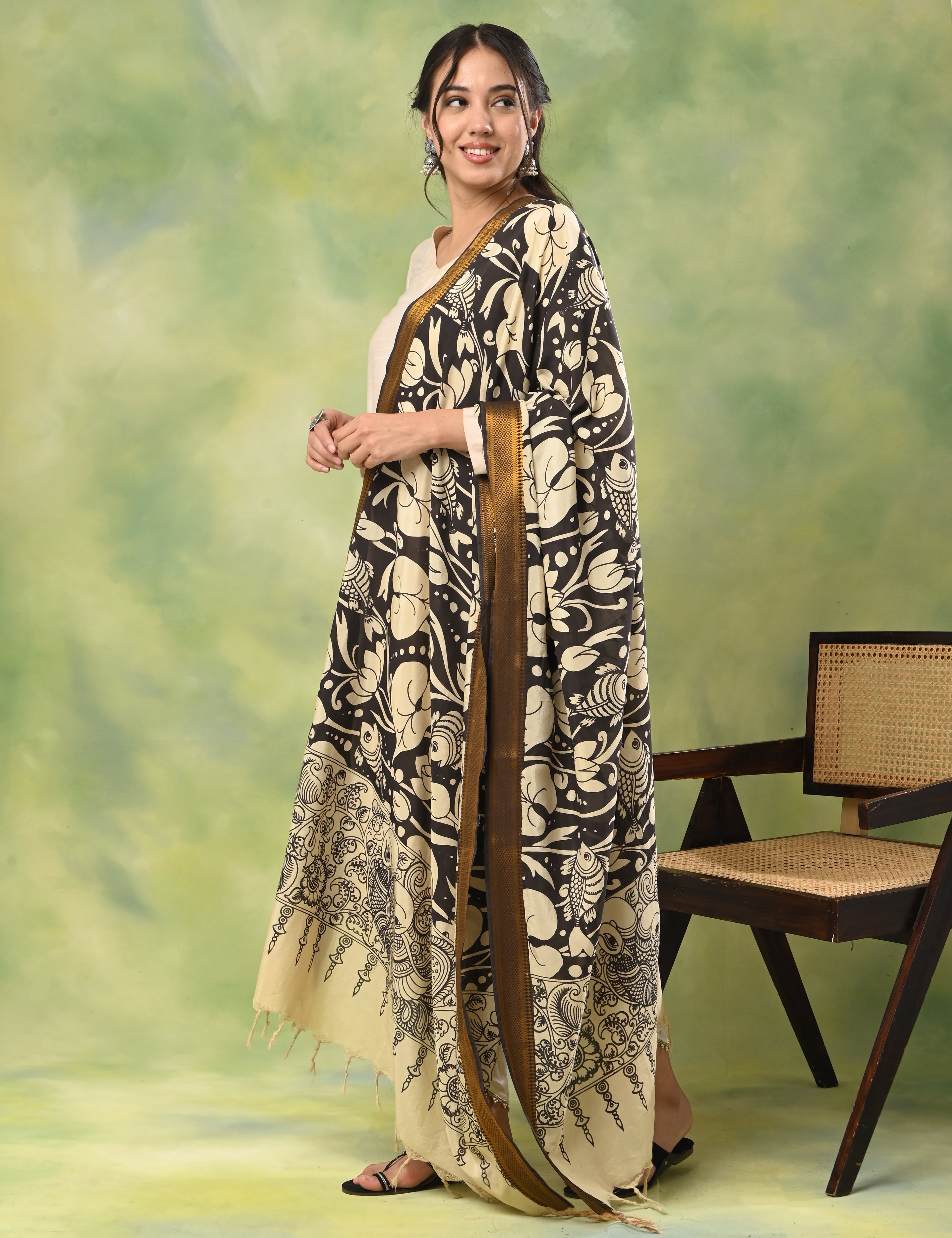 Thavare Charcoal Pen Kalamkari Dupatta